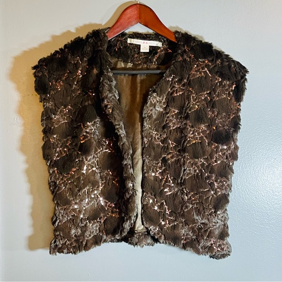 Chelsea & Violet Jackets & Blazers - Chelsea & Violet Faux Fur Sequin Vest